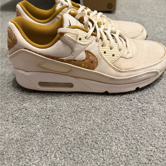 Nike Limited Edition Air Max 90 Natural Cork Embroidered - Picture 5 of 9